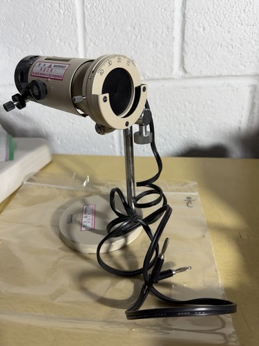 Atago adj lamp base - lamp,